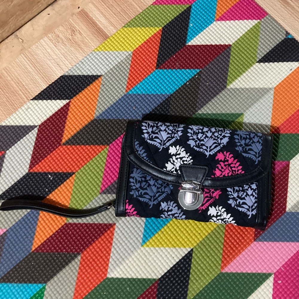 NWOT Vera Bradley wristlet wallet